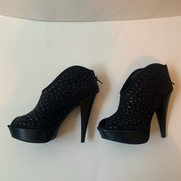 Black Carlos Santana heels size 7 - Picture 4 of 7